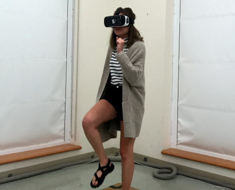Acquisition of survey knowledge using walking in place and resetting methods in immersive virtual environments