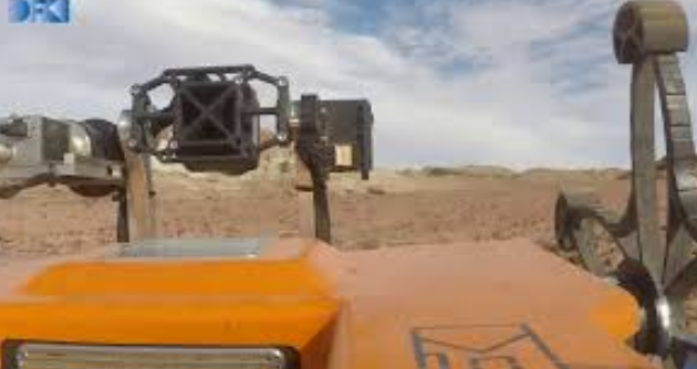 Controlling a Semi-Autonomous Robot Team From a Virtual Environment