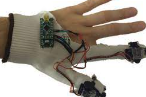 Can Wearable Haptic Devices Foster the Embodiment of Virtual Limbs?
